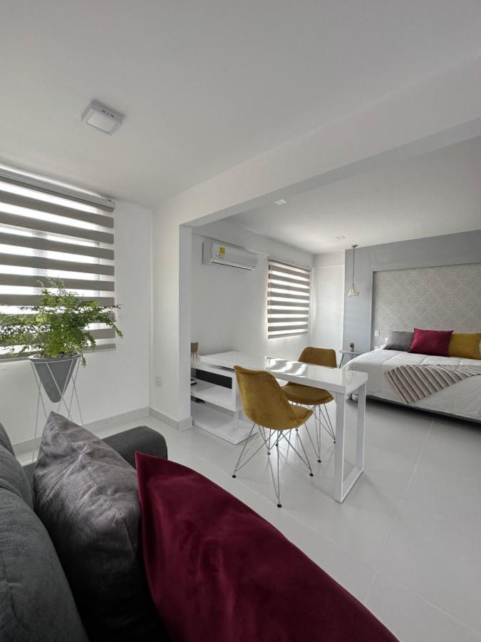 Apartasuites Mardini Cartagena ภายนอก รูปภาพ